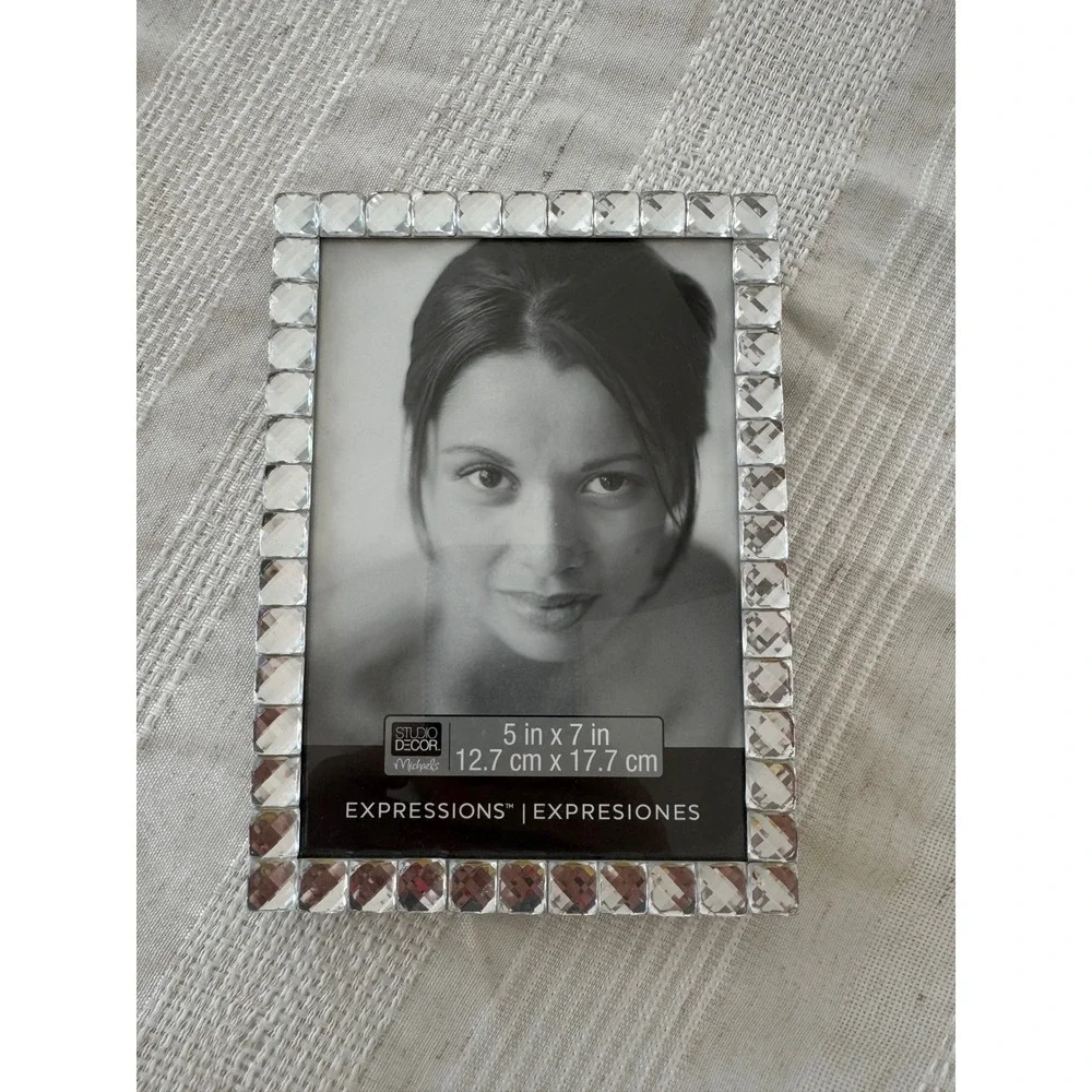 Studio‎ Decor Expressions 5x7 Picture Frame with Crystal Faceted Accents